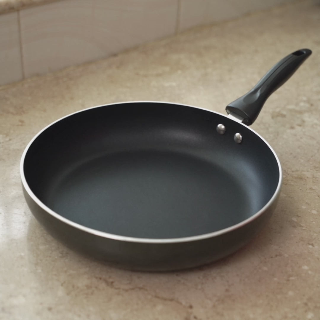 MR PLUS FRYPAN 28 CM IB MC8603